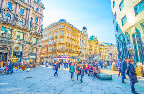 The small Stock in Eisen Platz square is always crowded due to its location between Stephansplatz and Graben in Vienna.