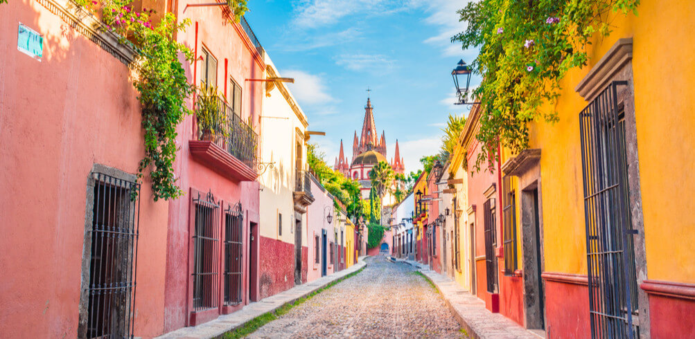 A First Timer's Guide To Mexico  