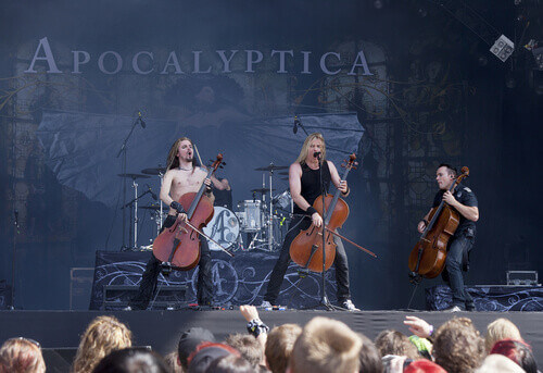 The Heavy Metal Opera Band, Apocalyptica.