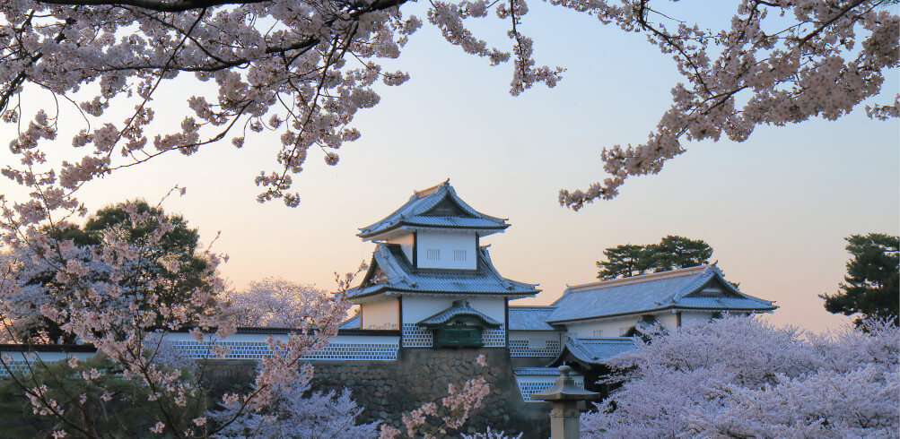 Snapshot: Kanazawa And Shirakawa-Go 