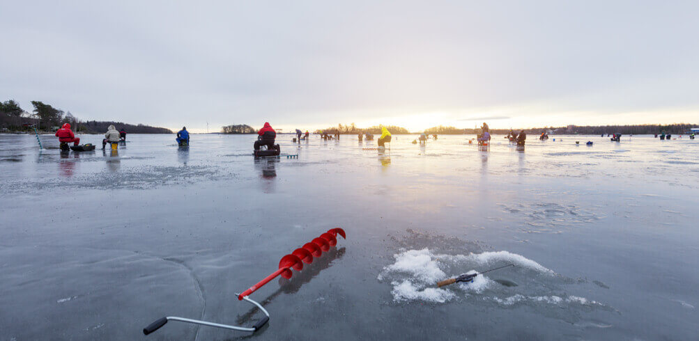 Snapshot: Ice Fishing