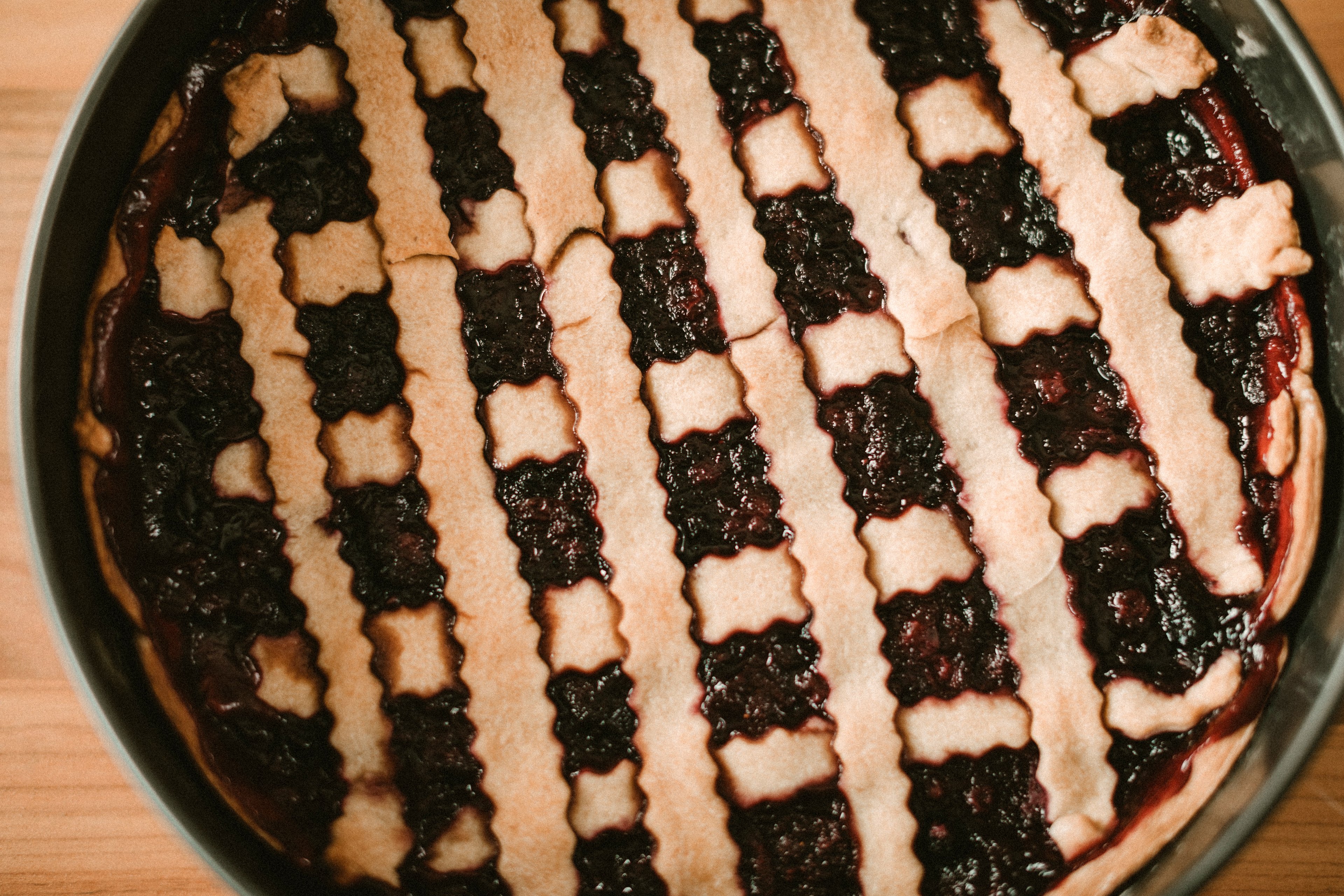 Saskatoon berry pie