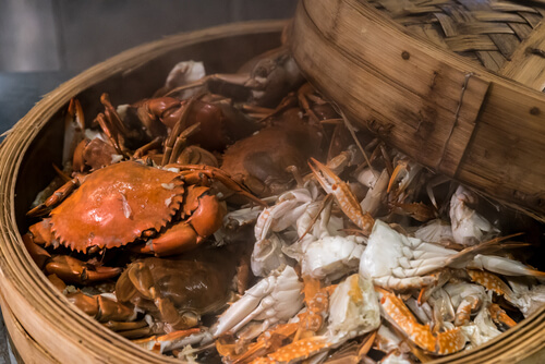 In South Africa, steamed crab is one of the delicacies found locally.