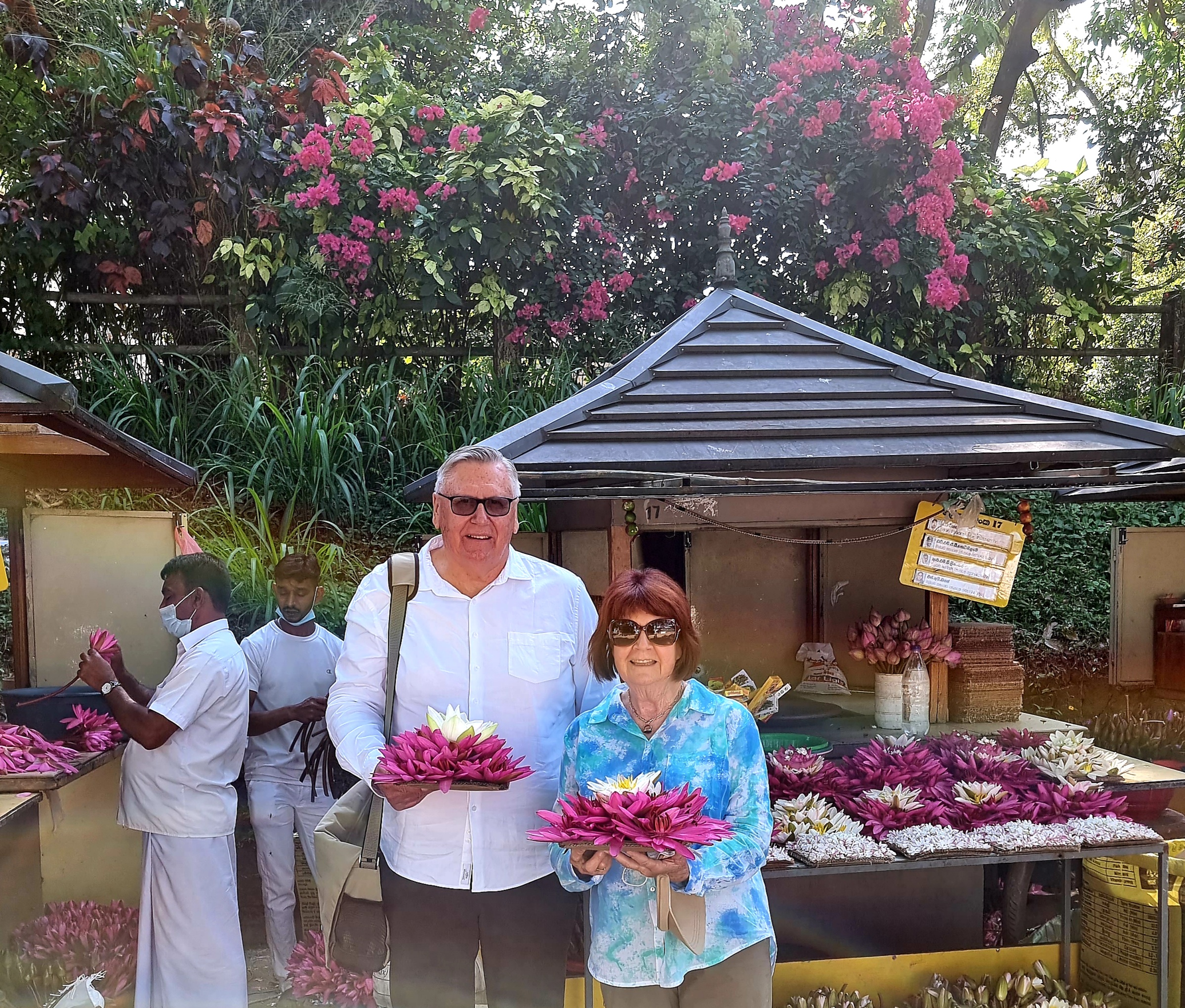 Customers On Tour: Ultimate Sri Lanka