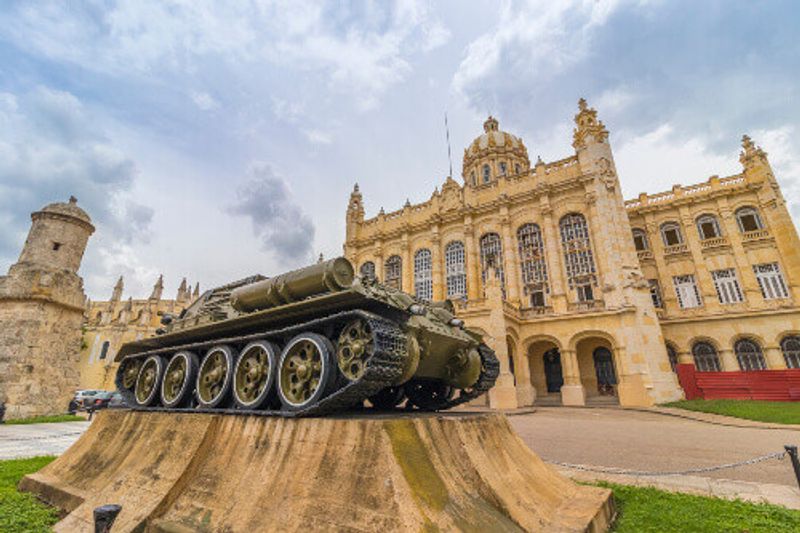 War tank at Museo de la Revolución or the Museum of the Revolution.