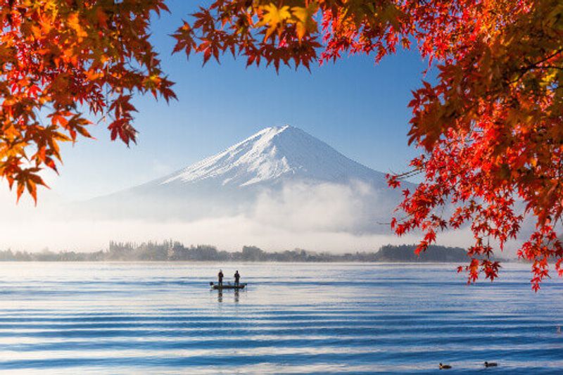 Mount Fuji views in autumn at Lake Kawaguchiko