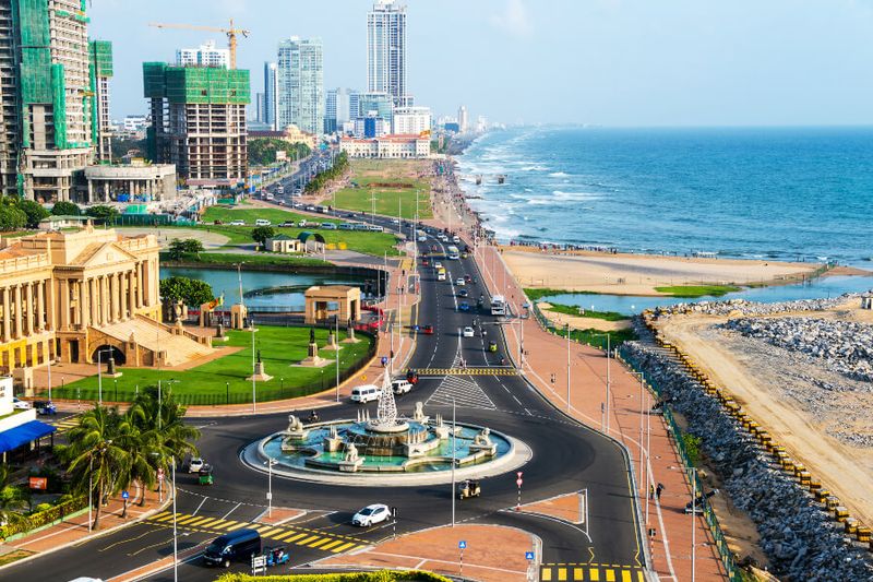 The bustling Colombo Business District with it's historic buildings.