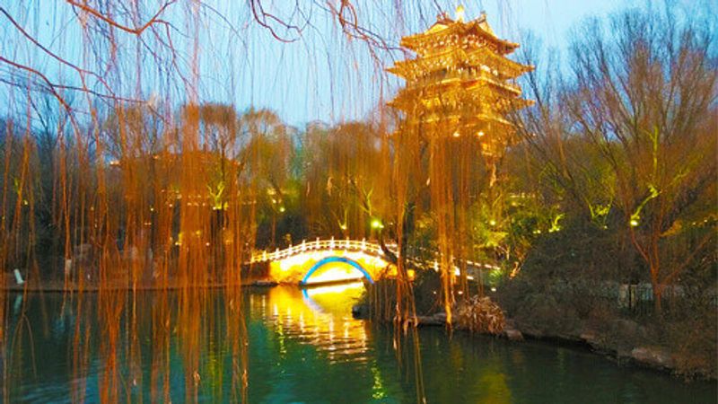 The picturesque Daming Lake Park in Jinan, China.
