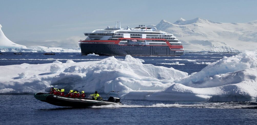 Antarctic Shore Excursions: cruising guide & tips for first-time cruisers