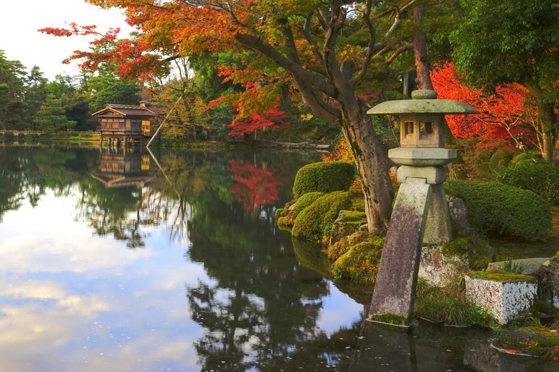 Kenrokuen Gardens in Kanazawa during autumn