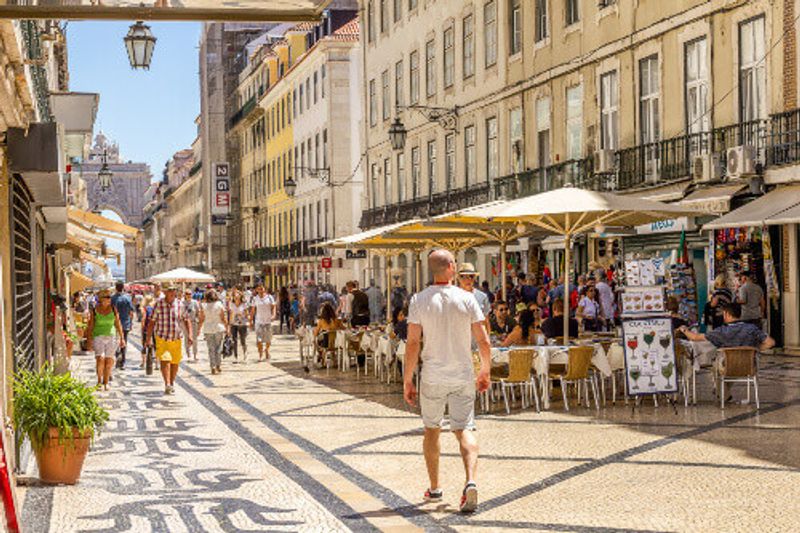 The busy Augusta Street of Lisbon.