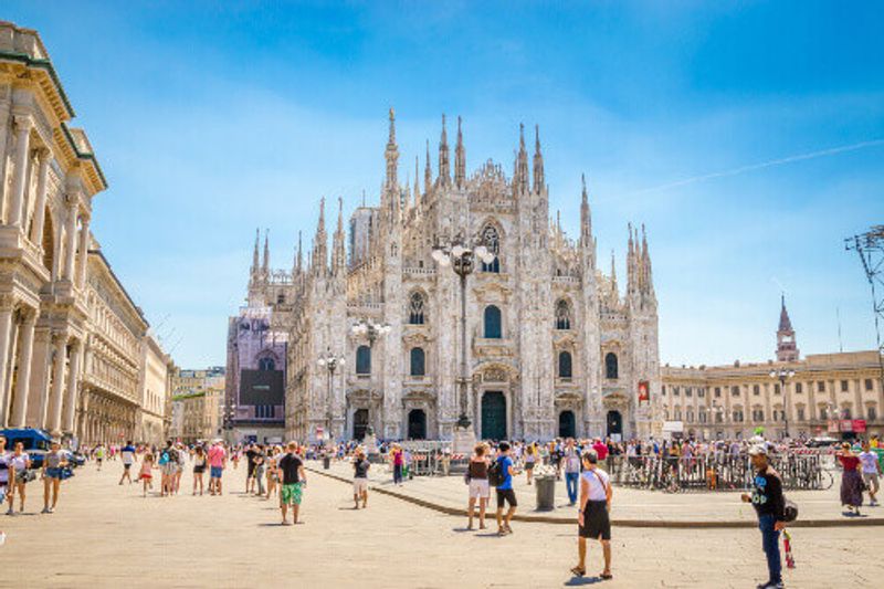 Tourists near the historic Duomo