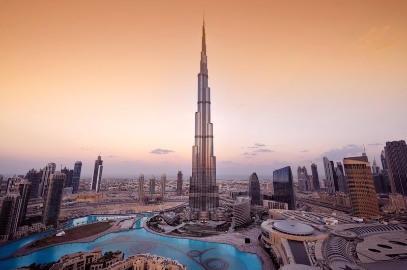 No Dubai stopover is complete without witnessing the iconic Burj Khalifa