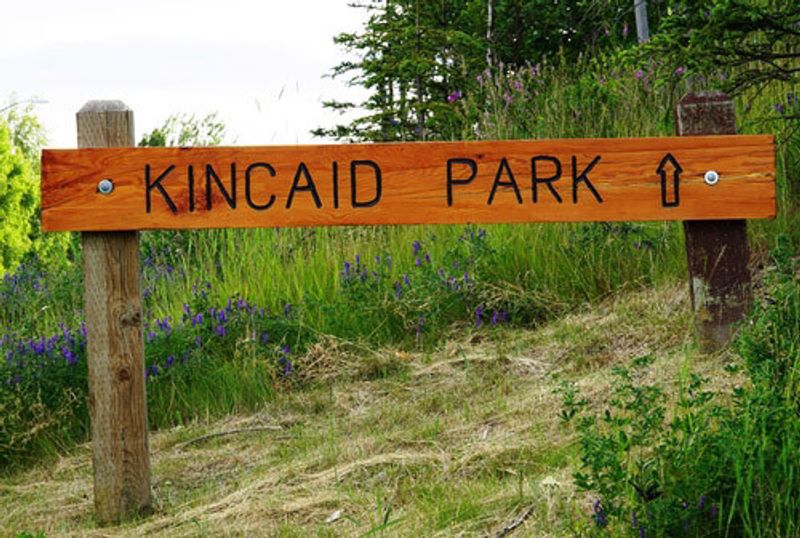 A sign points to Kincaid Park.