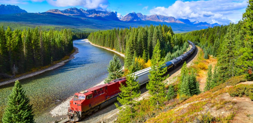 escorted tours with rocky mountaineer