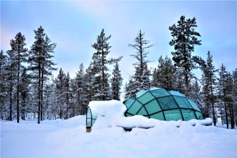 In Lapland, guests can stay in the great outdoors thanks to Glass Igloo's.