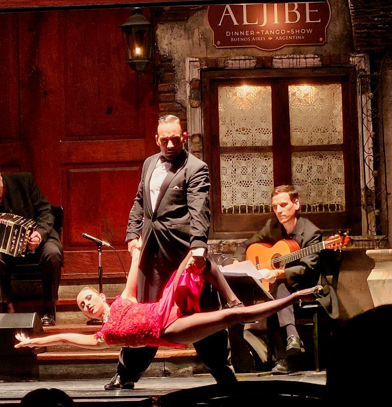 Tango and dinner show in Buenos Aires (optional tour)