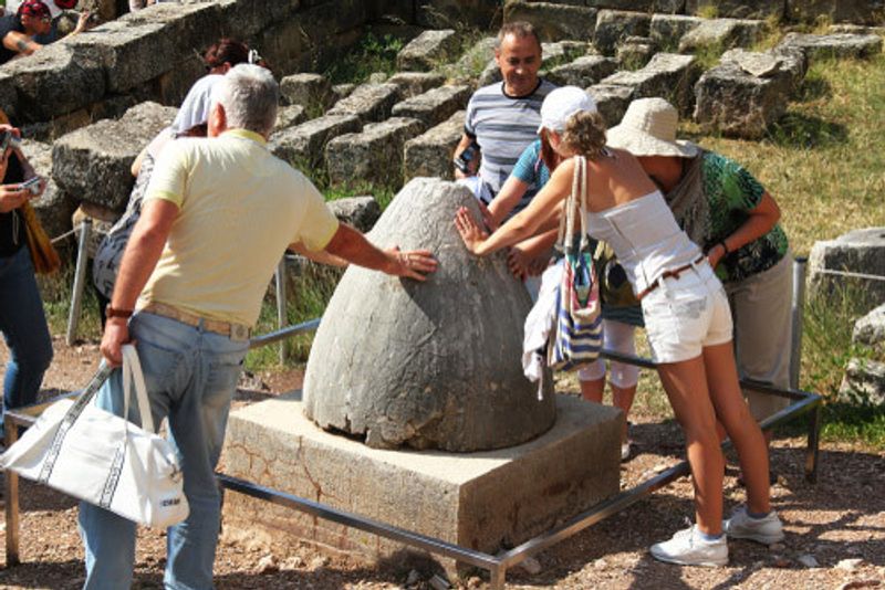 The Naval of the World in Delphi.